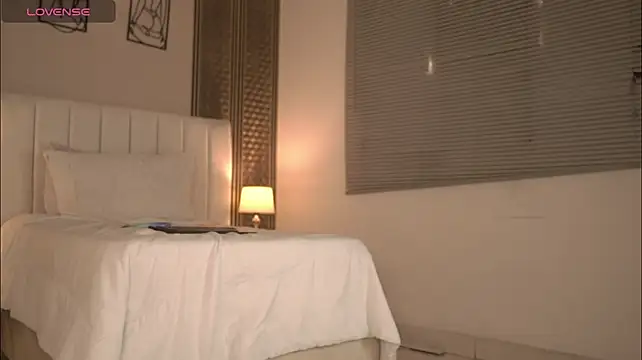 _angela_x live cam on StripChat