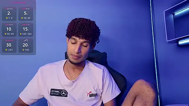 Alex_Bloom webcam