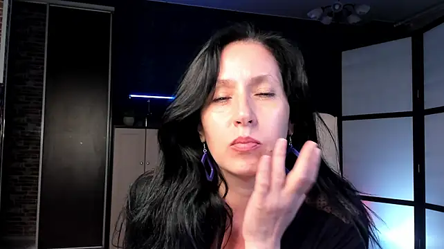 Lucky_Milf