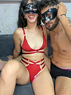 Lovleymili live cam on StripChat