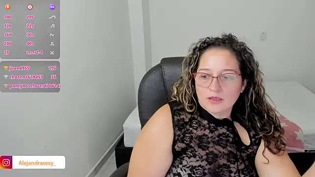 alejandra_milf_ live cam on StripChat