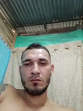 junior_926 live cam on StripChat