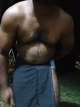 hiptonos (Ask my age) - GO TO OUT DOOR NAKED SHOW