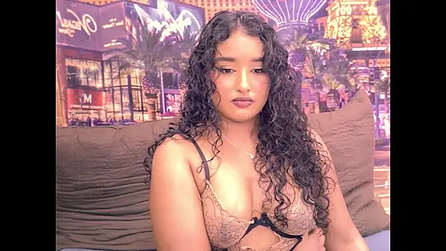 IndianAngel4u live cam on StripChat