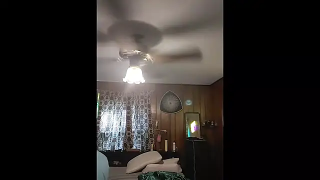 Synfulsymone9 webcam