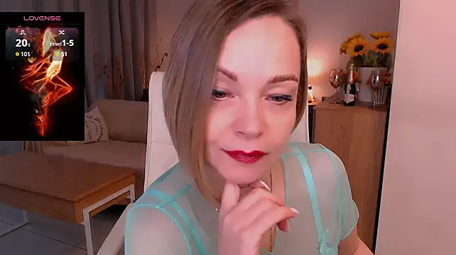Tilly_Eliot live cam on StripChat