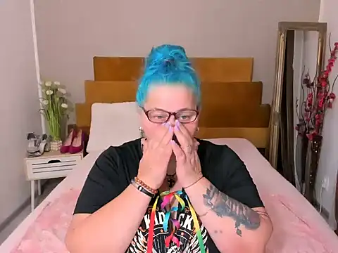 Sugarmommy_69X webcam