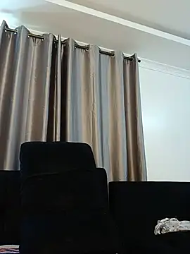 black_prettty (F young) - Blow kiss