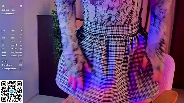NerixalVire live cam on StripChat