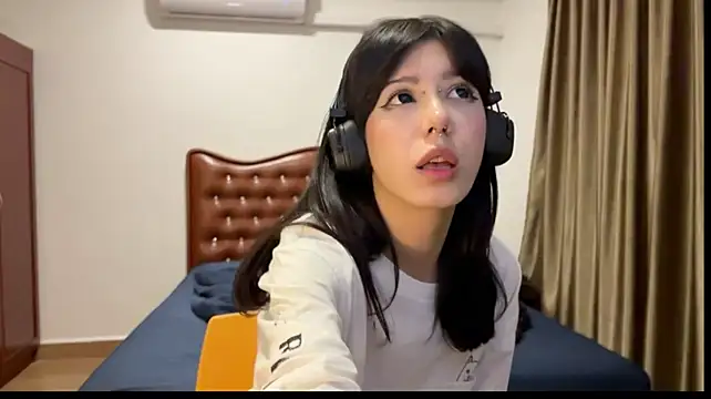 kawaimin live cam on StripChat