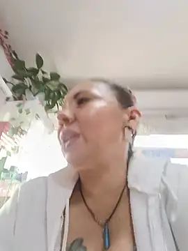 coral_smitth (F milf) - Ride dildo