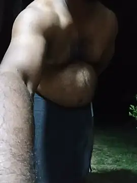 hiptonos (Ask my age) - GO TO OUT DOOR NAKED SHOW