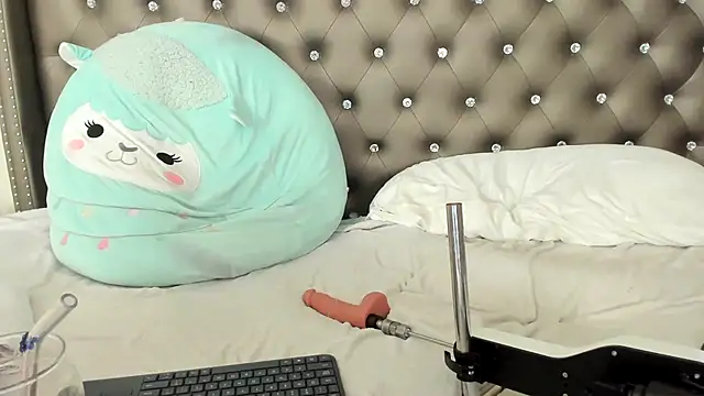NadiaLyla webcam