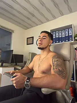 Dimitri_Colleman live cam on StripChat