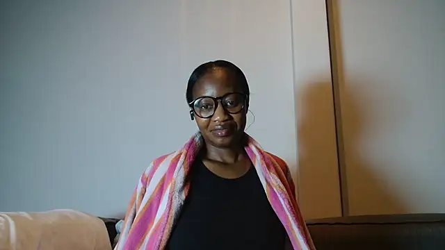 Hardnipples8 live cam on StripChat