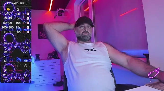 HAIR-MAN live cam on StripChat