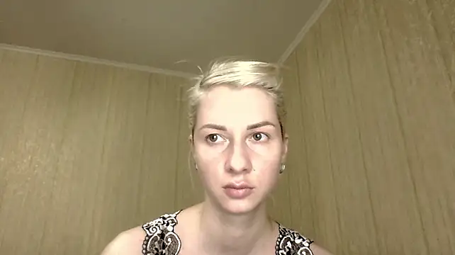 BlondieOnline_