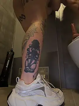 TattooGirlAlia