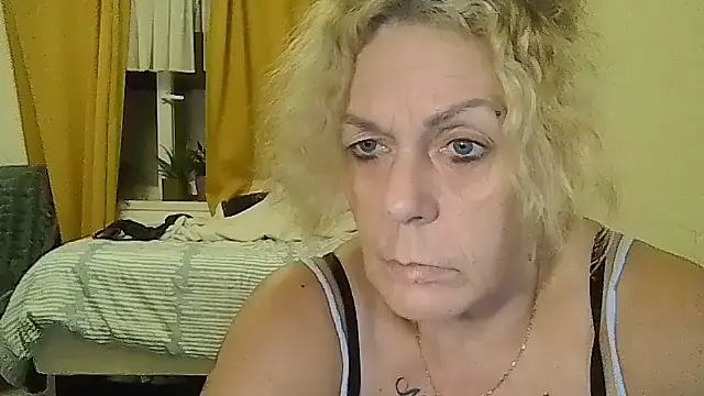 belgianshantie live sex cam