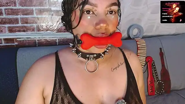 emma_bdsm_