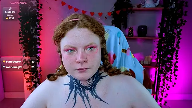 Cassie_xKiss live cam on StripChat