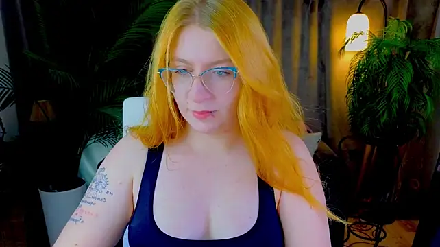 AliceBrightside live cam on StripChat
