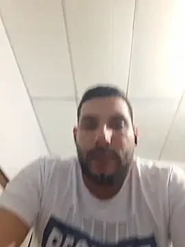 Yorgenis26 live sex cam