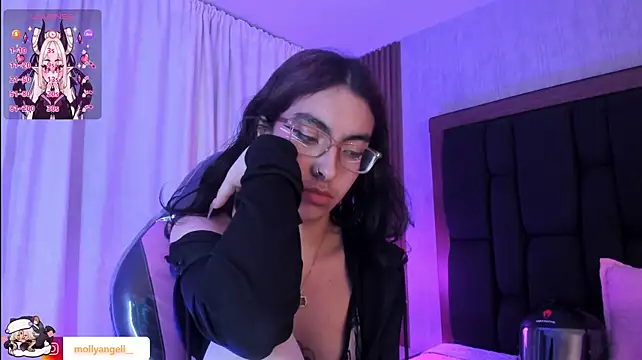 Molly_A webcam