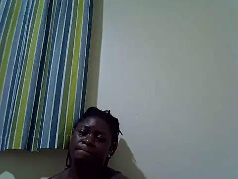 CURVY-CORAZZON webcam
