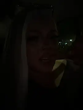 Vixen-Kiss webcam