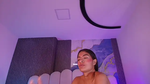 hot_dione