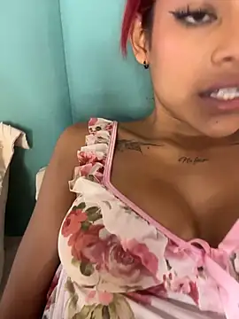 EmmaExoticaXXX webcam