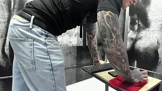 Gury_tattoo live sex cam