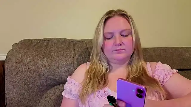 PhatAssBlond