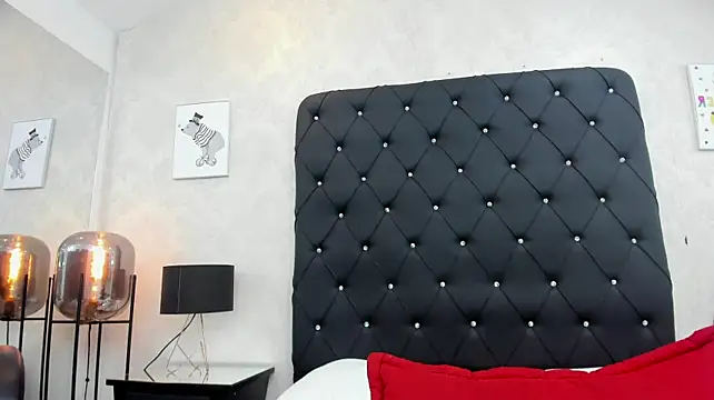 ariana_moon00 webcam
