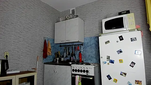 Mia_Azart