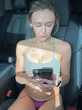 lunagirl13 live cam
