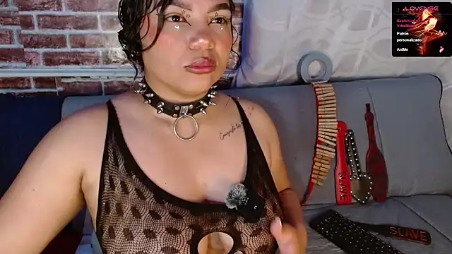 emma_bdsm_
