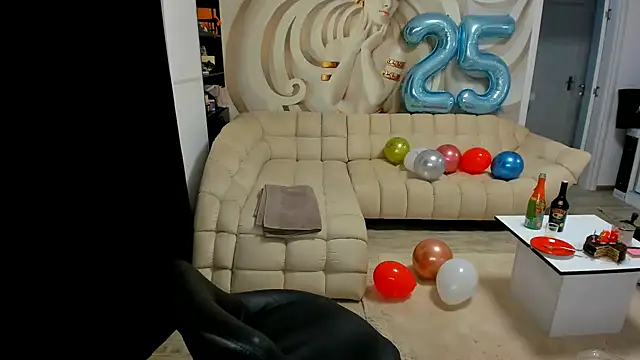 HaleySweet18
