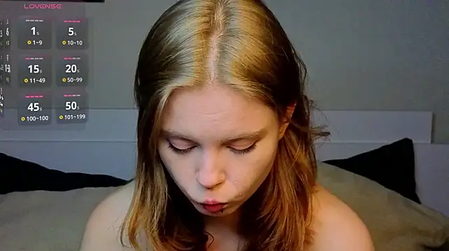 JulietteRain live sex cam