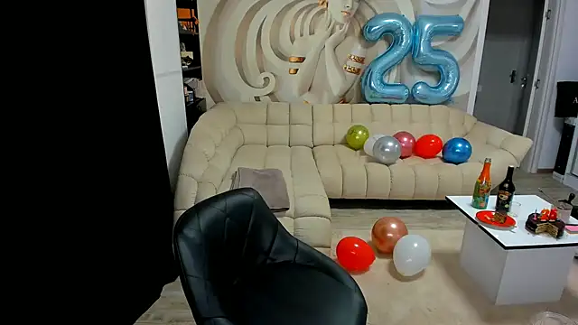 HaleySweet18 webcam