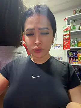 Sara_fun live webcam