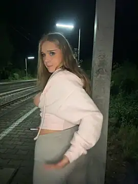 Hannah-2007 live webcam