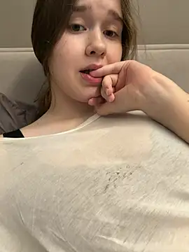 HornyGirlH