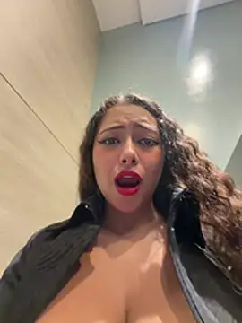 seraphine23 live webcam