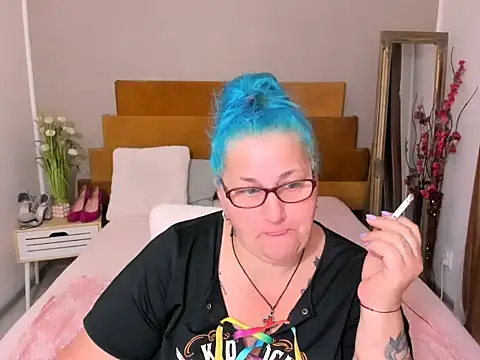 Sugarmommy_69X webcam