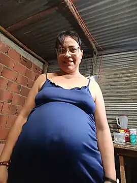 Dirty_Pregnant_Mommy live cam on StripChat