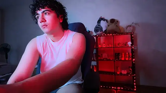 _ELIGOS_ live cam on StripChat