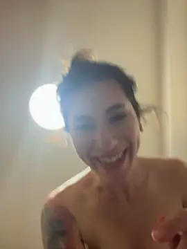 Alyonaqueen_