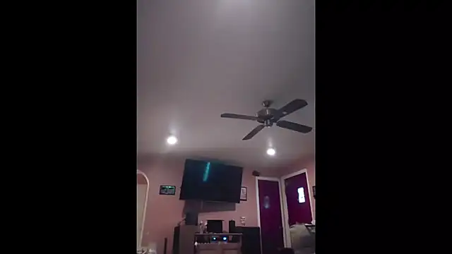 Synfulsymone9 webcam